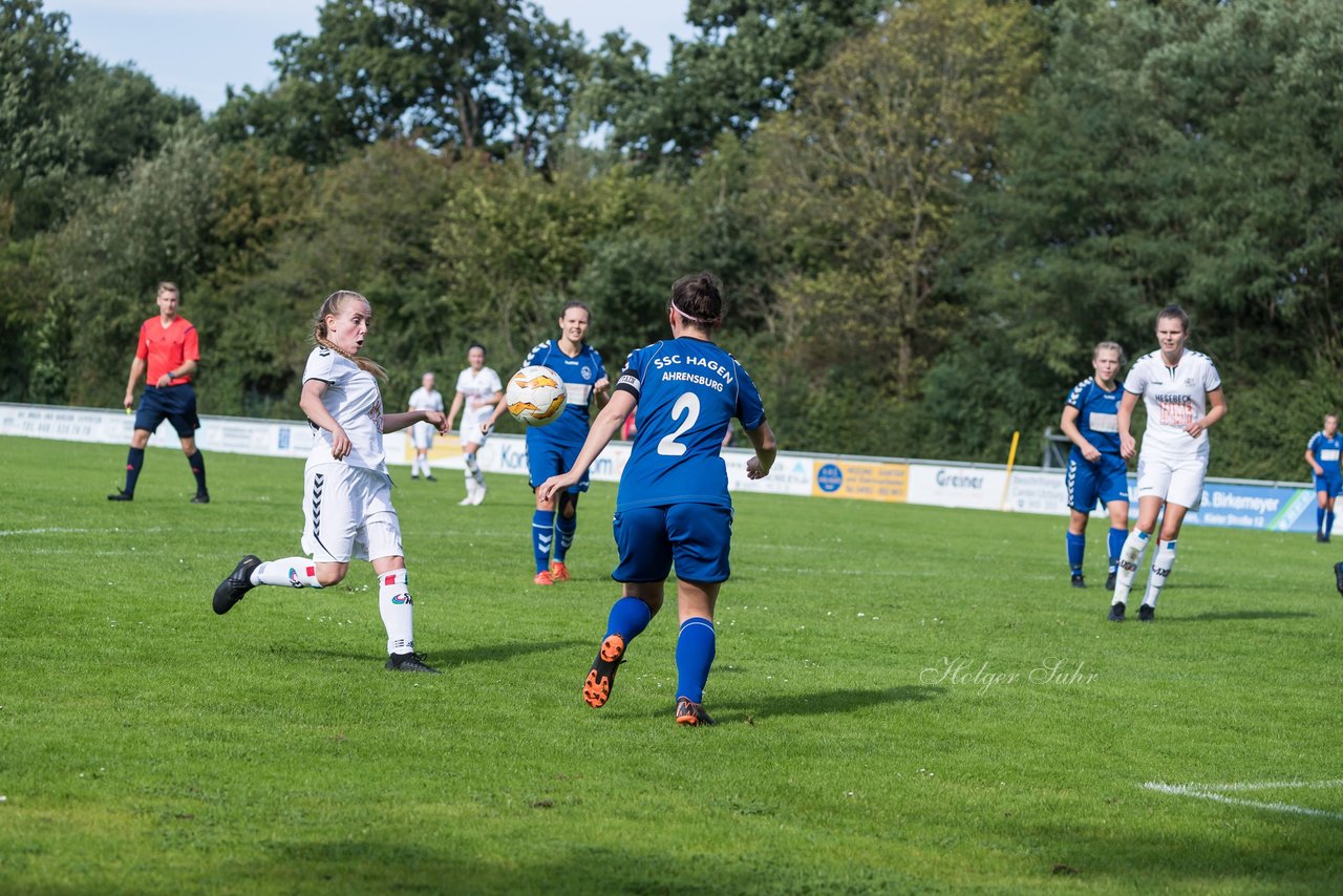 Bild 225 - F SV Henstedt Ulzburg II - SSC Hagen Ahrensburg : Ergebnis: 0:4